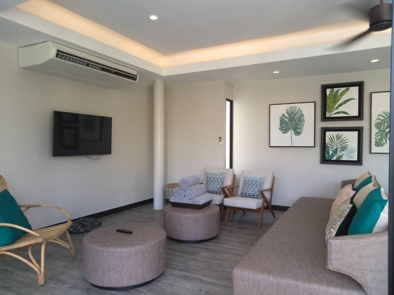 Tungtong Beach Villas Thap Sakae Ngoại thất bức ảnh