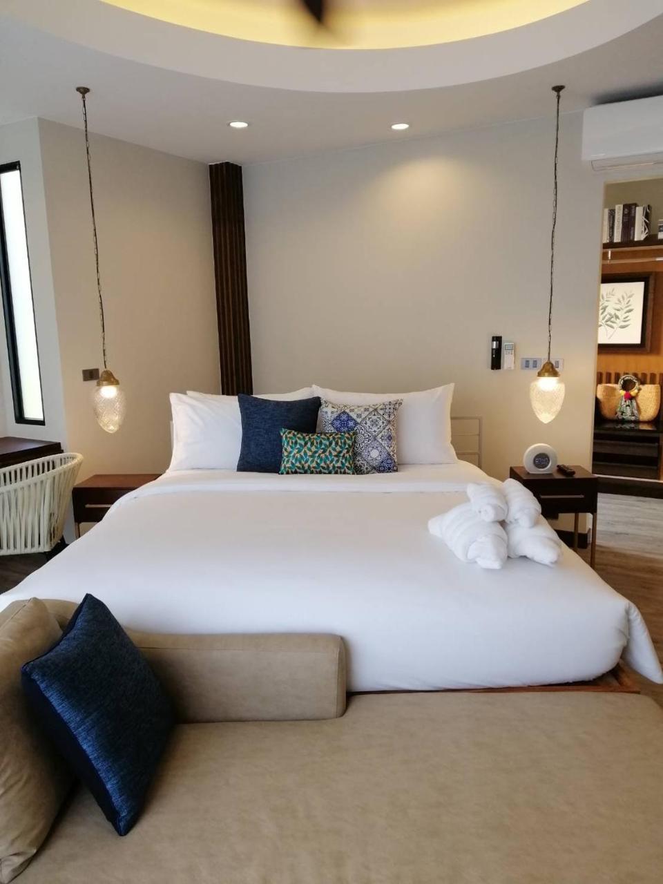 Tungtong Beach Villas Thap Sakae Ngoại thất bức ảnh