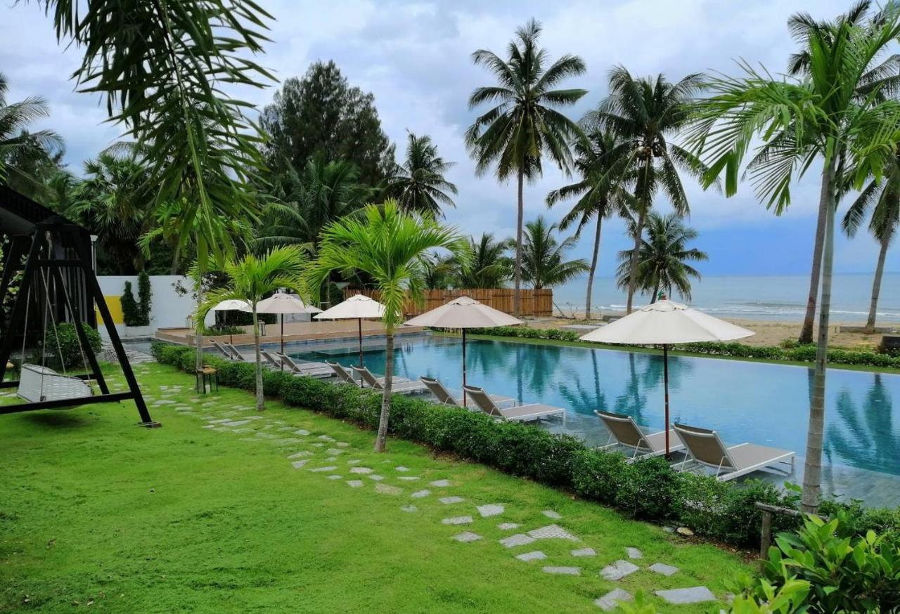 Tungtong Beach Villas Thap Sakae Ngoại thất bức ảnh